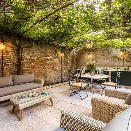 Luxury Garden House La Baruffa- Dimora Italia Collection - Holiday home