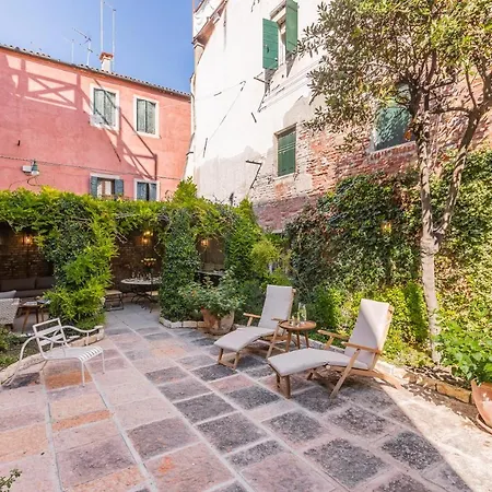 Luxury Garden House La Baruffa- Dimora Italia Collection - Holiday home